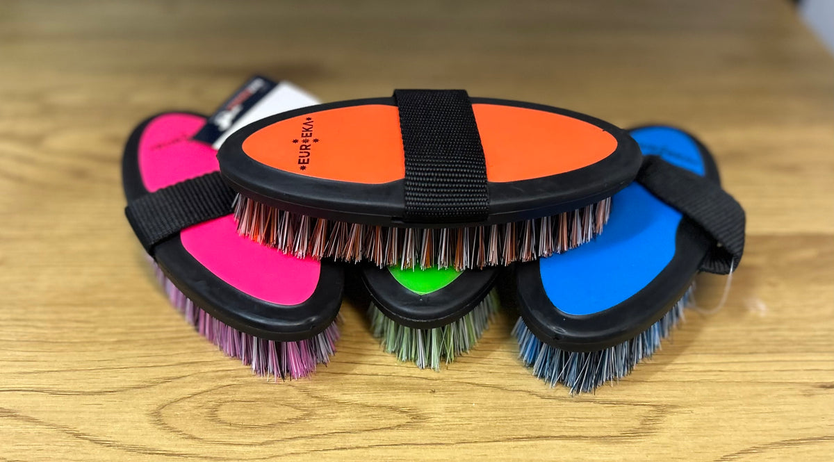 Eureka - Ezee grip body Brush
