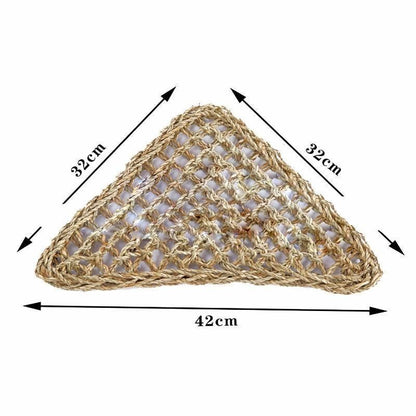 Comfortable and Natural Straw Reptile Bed Hammock for Basking and Relaxation - 20*20*28CM